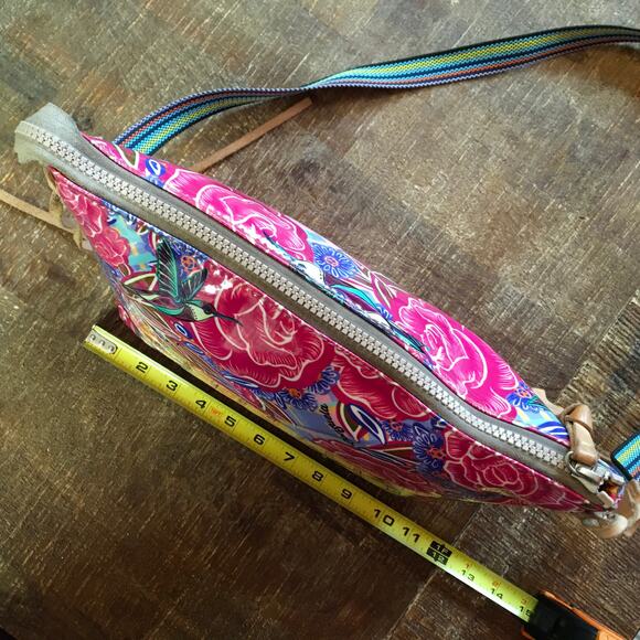 Consuela Merlot Downtown Crossbody Purse Handbag Bag Rose Floral Rosita Texas - Picture 8 of 12